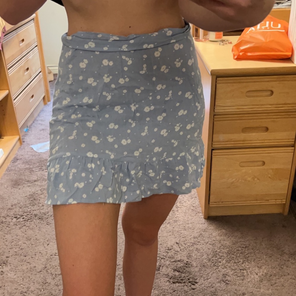 pacsun light blue floral skirt